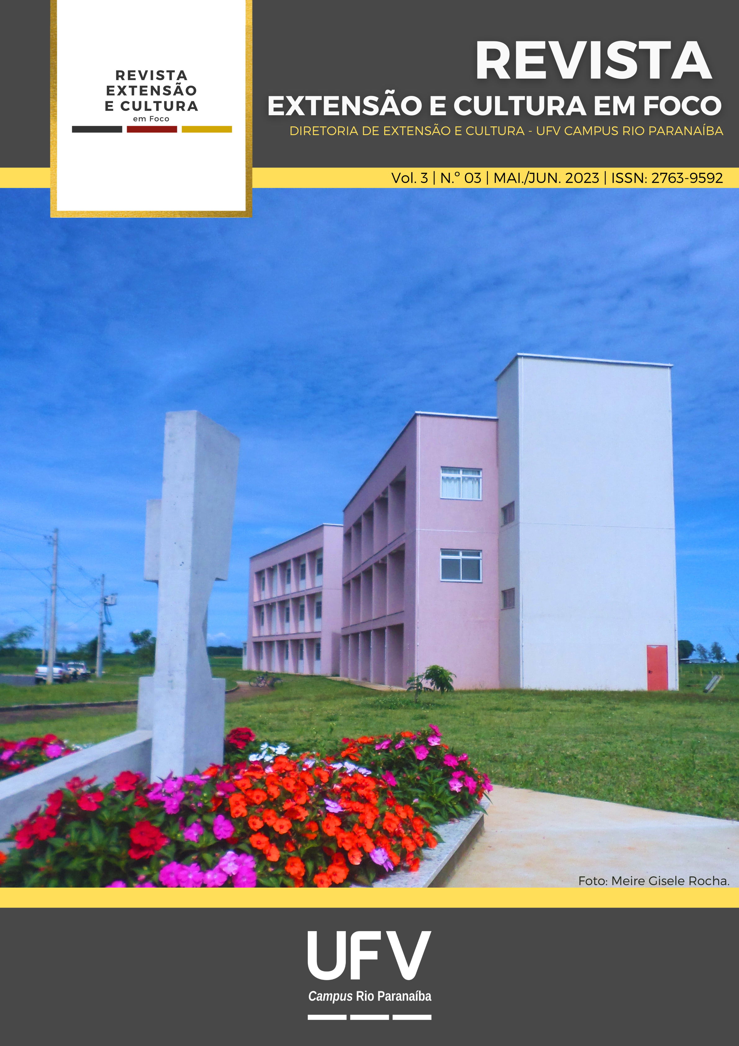 A capa da revista traz a foto de um prédio rosado de três andares, ao fundo, e flores multicoloridas à frente. 