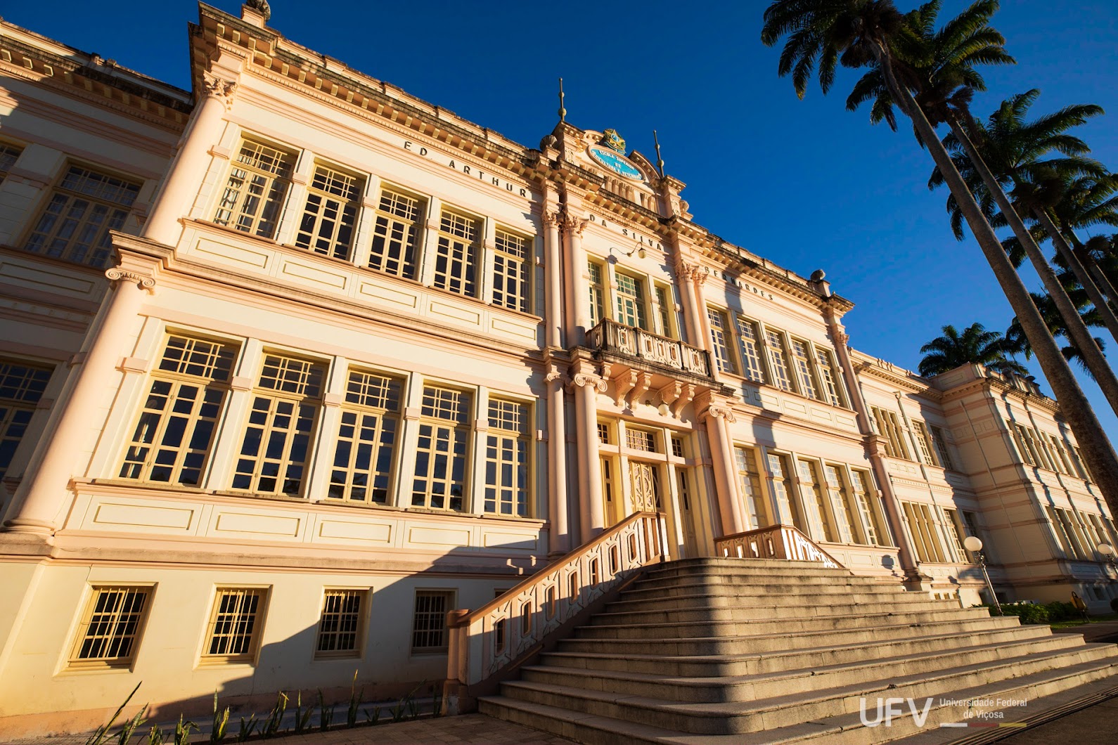 Foto do portal da UFV