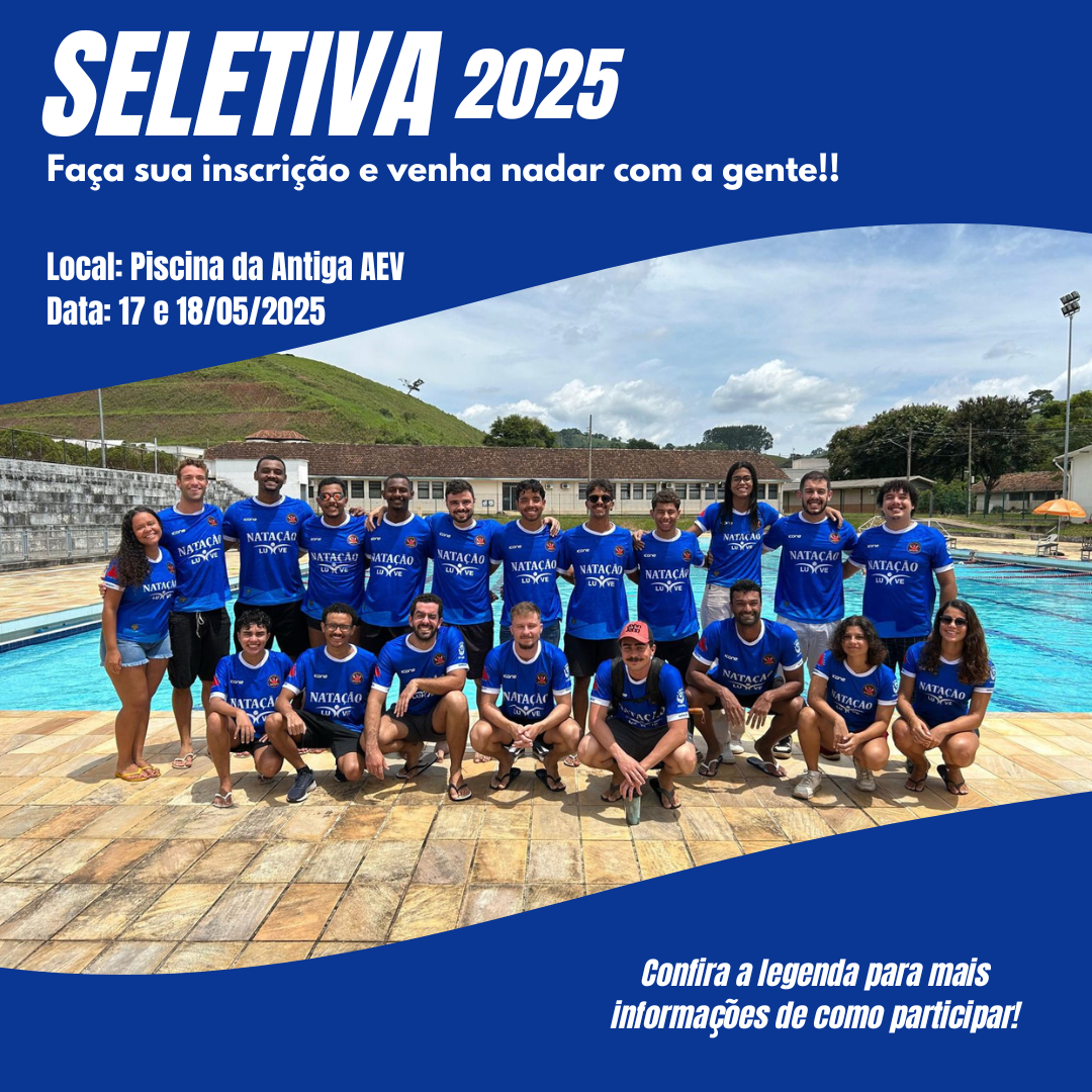 Dezenas de rapazes e moças lado a lado e todos de camiseta azul posam para a foto em frente a uma piscina, num dia de sol. 
