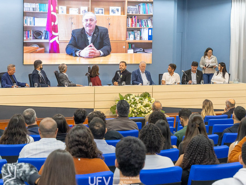 Foto do portal da UFV